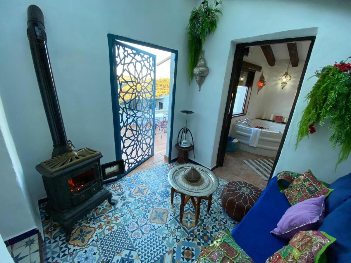 El Escondite De Martina, Aticos Romanticos Setenil De Las Bodegas Экстерьер фото